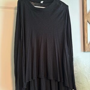 Lululemon ribbed high low long sleeve crew neck top